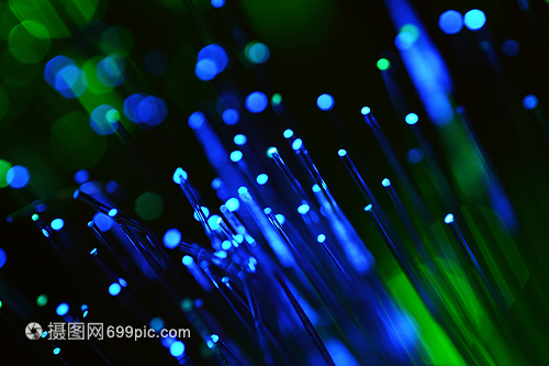 光纤与光缆 信息时代的“神经”与“动脉”